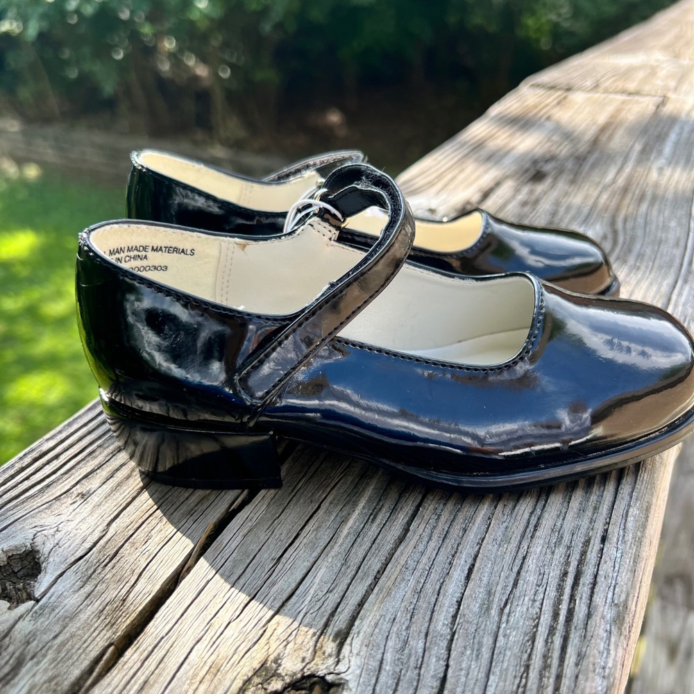 Circo Mary Jane Shoes Lyndsay 9.5 Black Patent‎ Dressy Preppy kids - Picture 3 of 7
